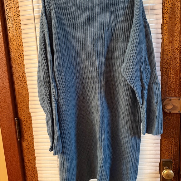 Sweater Dress - Picture 3 of 4